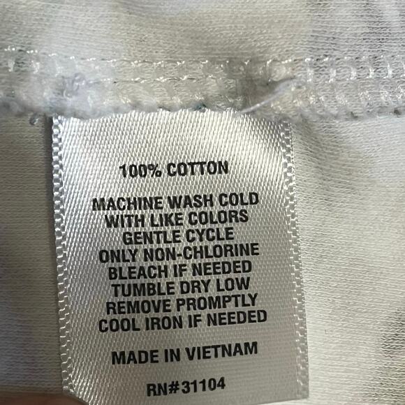 Kim Rogers white cotton tee with a winter/holiday design-women’s size 3X - Picture 5 of 6